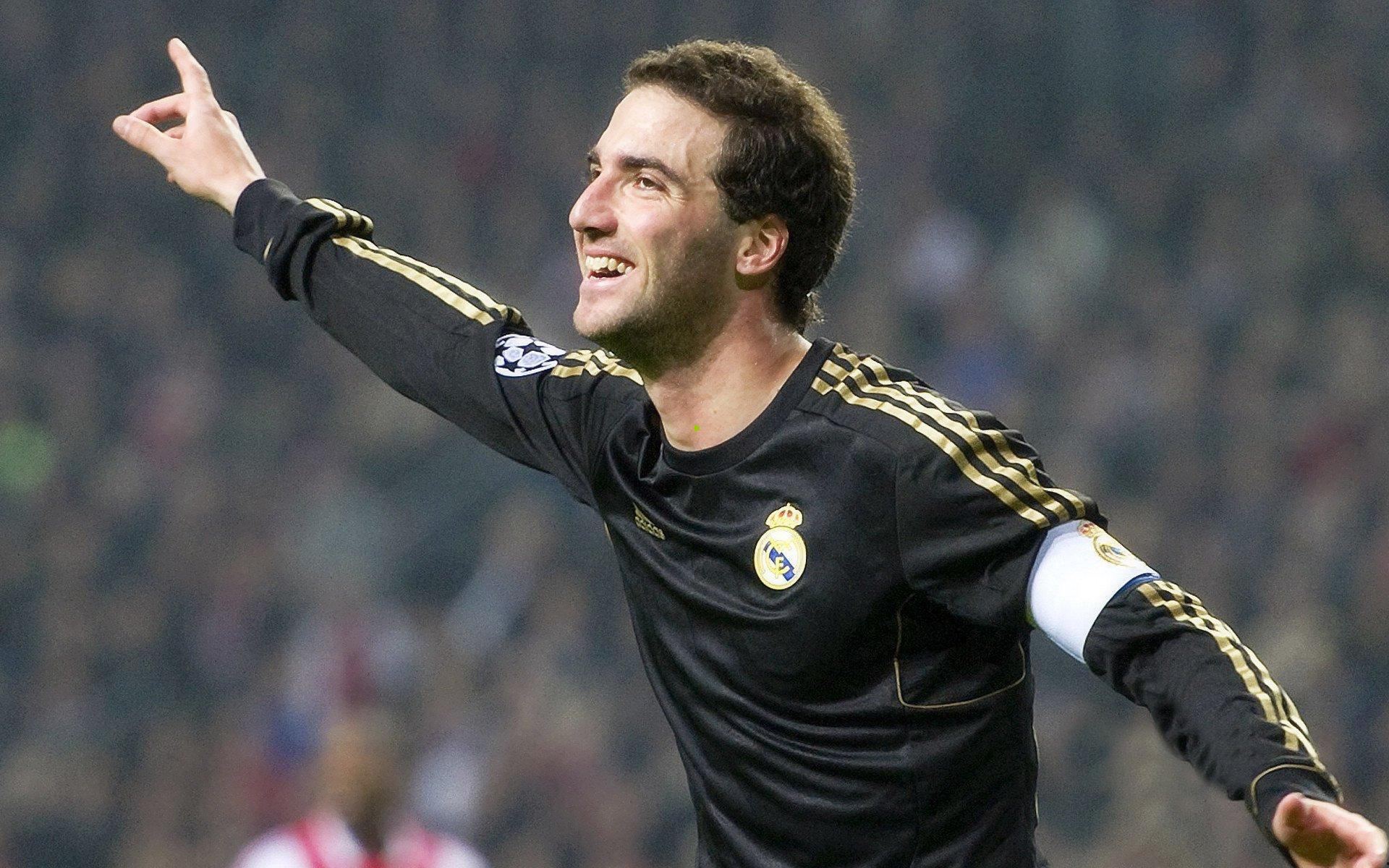 戴维斯直言震惊哈里森被裁，揭露加盟独行侠背后关键助力